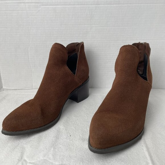 Blondo Waterproof Brown Suede Cutout Ankle Bootie - Picture 2 of 8